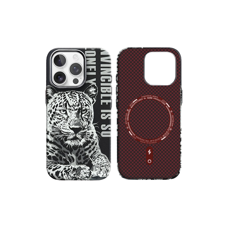 AN27601674_Black_and_White_Leopard_iPhone_16