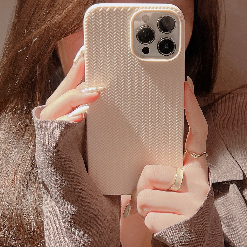 Slim Woven Case – Grip in Style, Guard with Ease