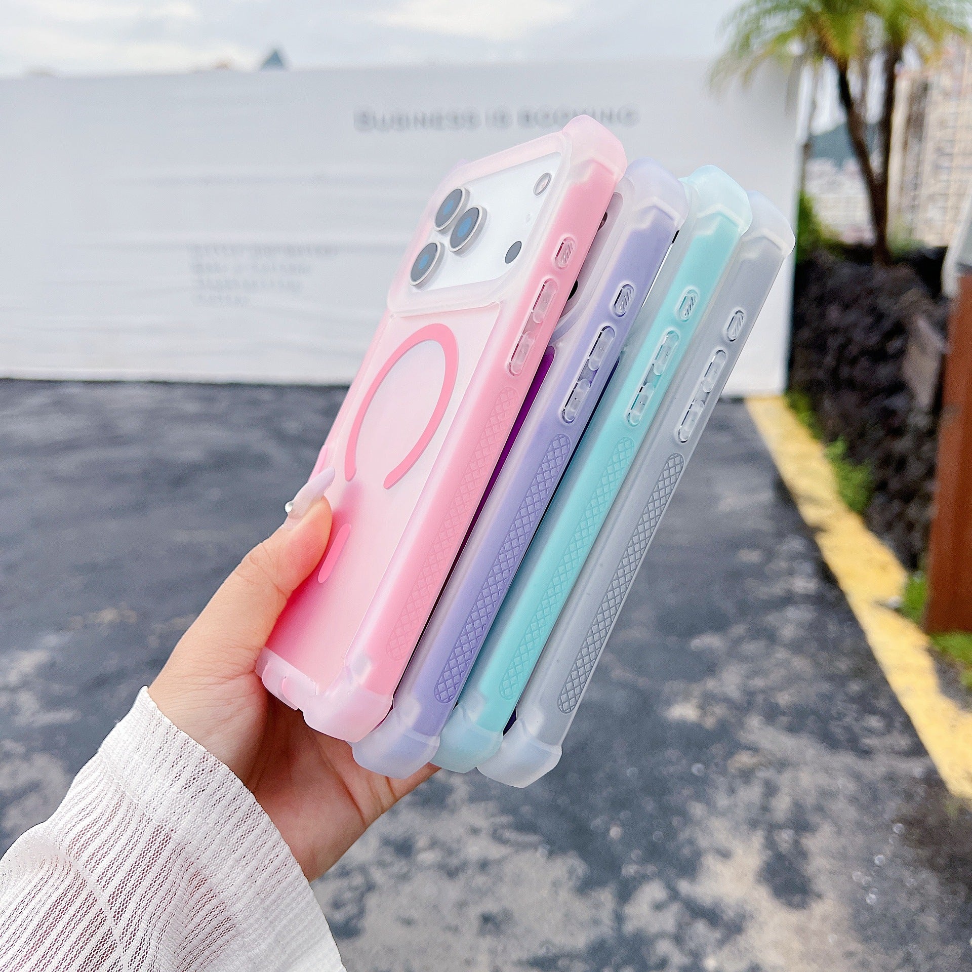 Creative Strong Magnetic Shockproof Phone Case for  iPhone 17 Pro  iPhone  16