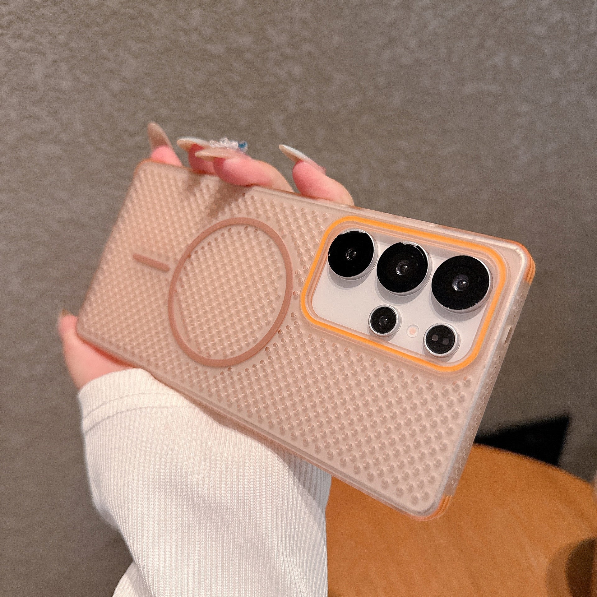 Stay Cool, Snap Fast – The MagSafe AirFlow Case