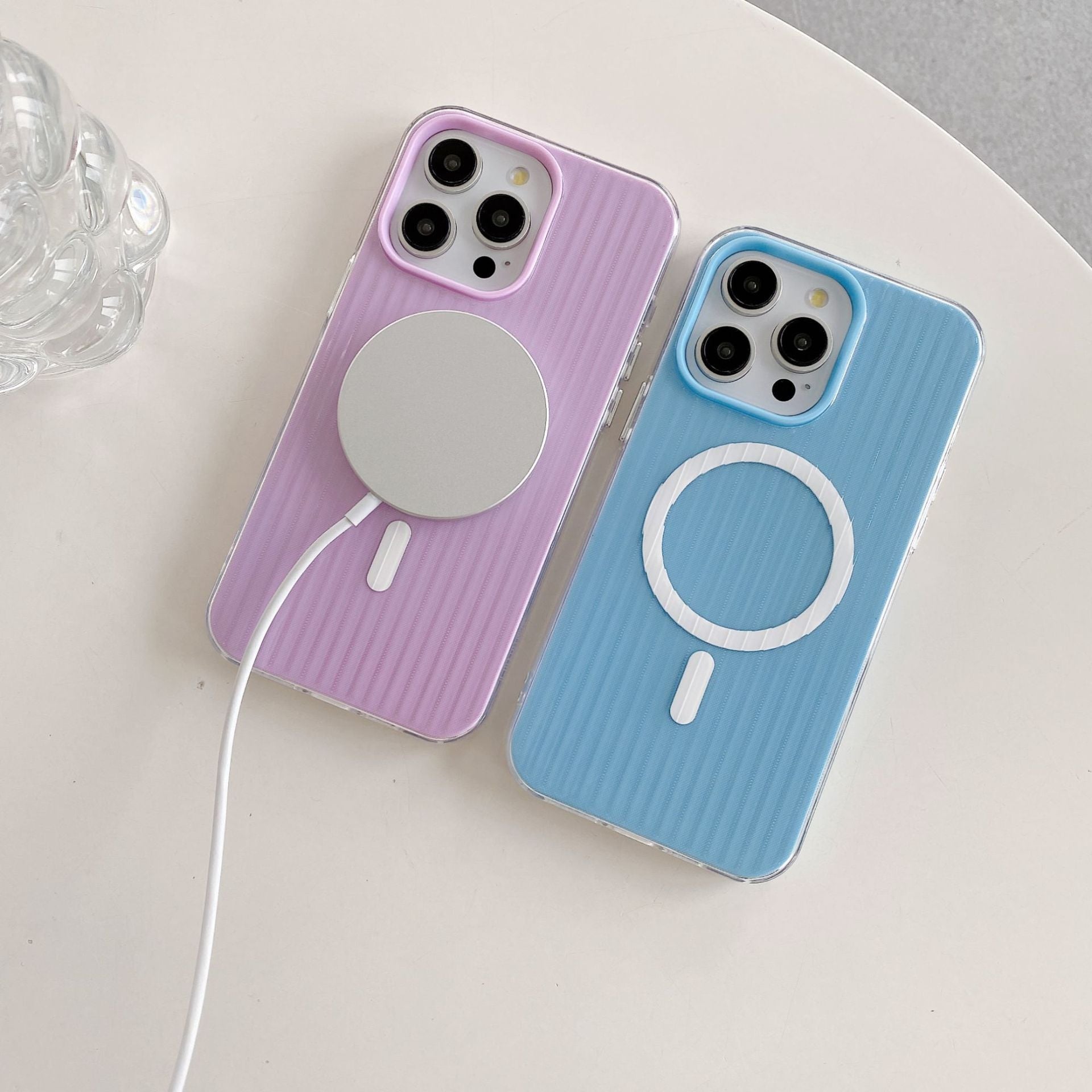 Minimalist iPhone Case with MagSafe – Slim & Protective Design