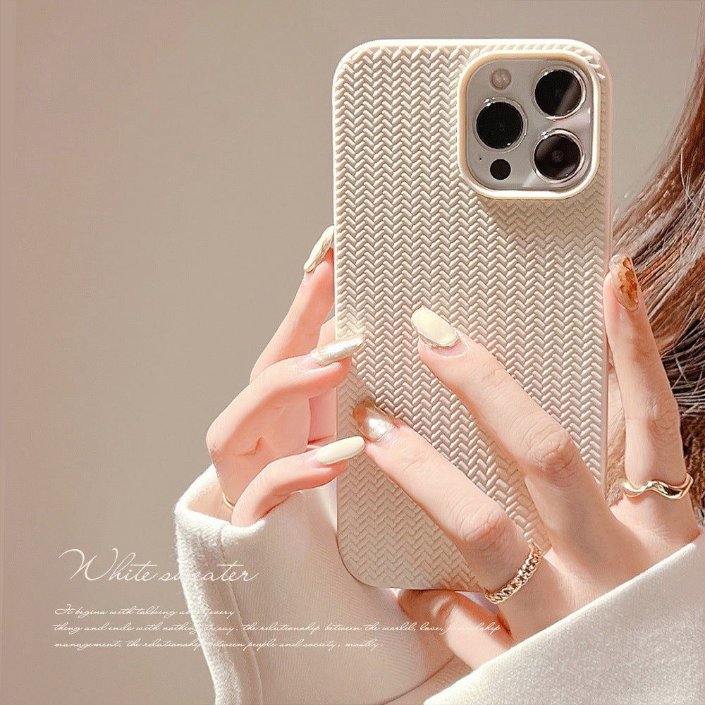 Slim Woven Case – Grip in Style, Guard with Ease