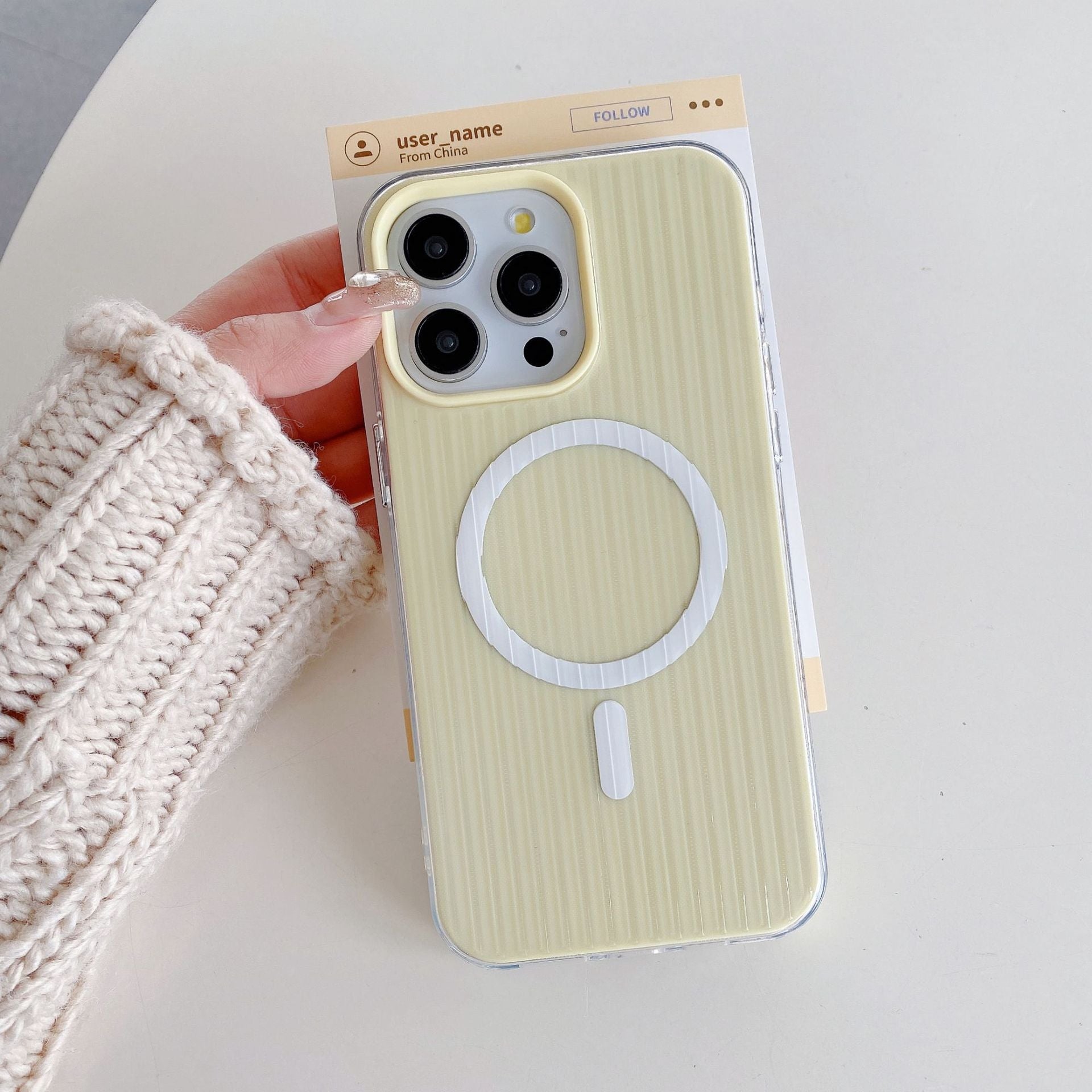 Minimalist iPhone Case with MagSafe – Slim & Protective Design