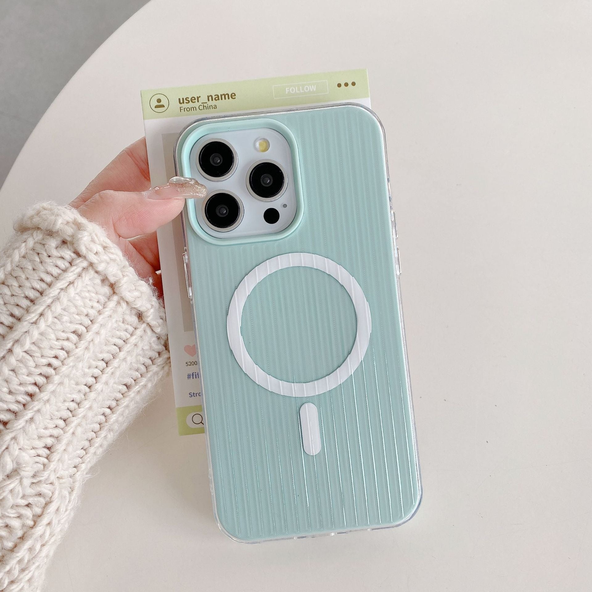 Minimalist iPhone Case with MagSafe – Slim & Protective Design