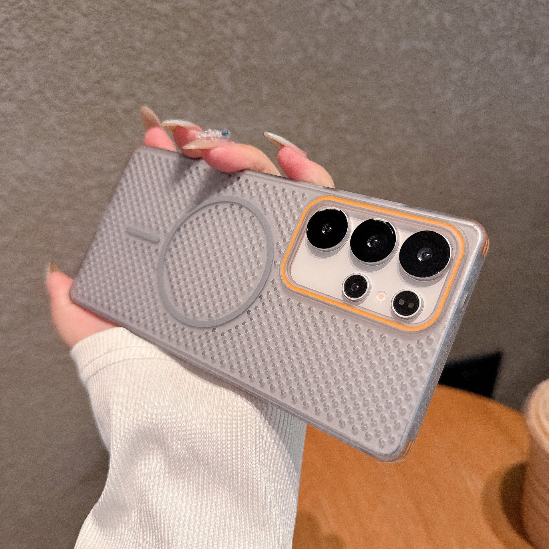Stay Cool, Snap Fast – The MagSafe AirFlow Case