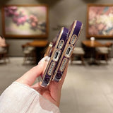 Cute magnetic case with wavy edges