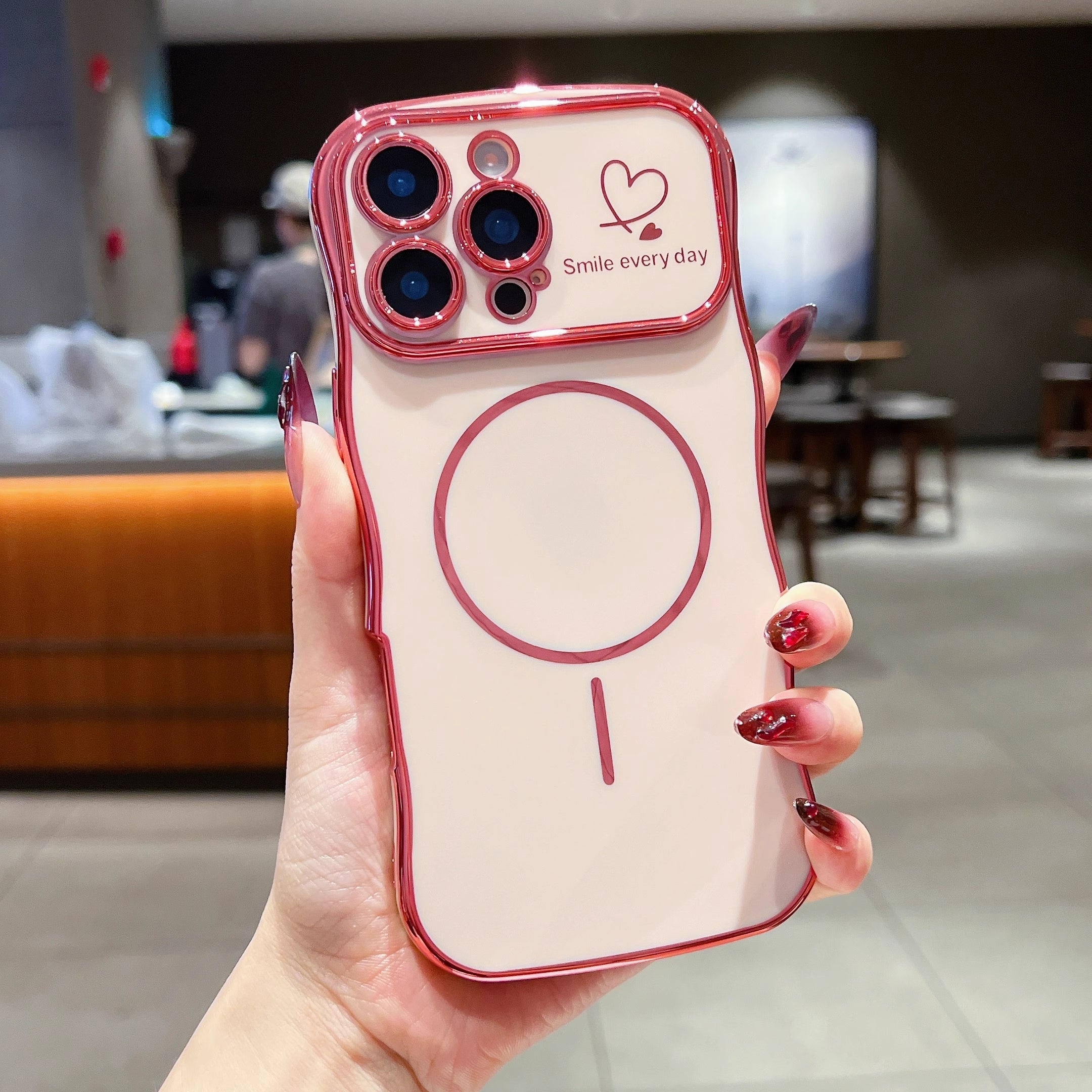 Cute magnetic case with wavy edges